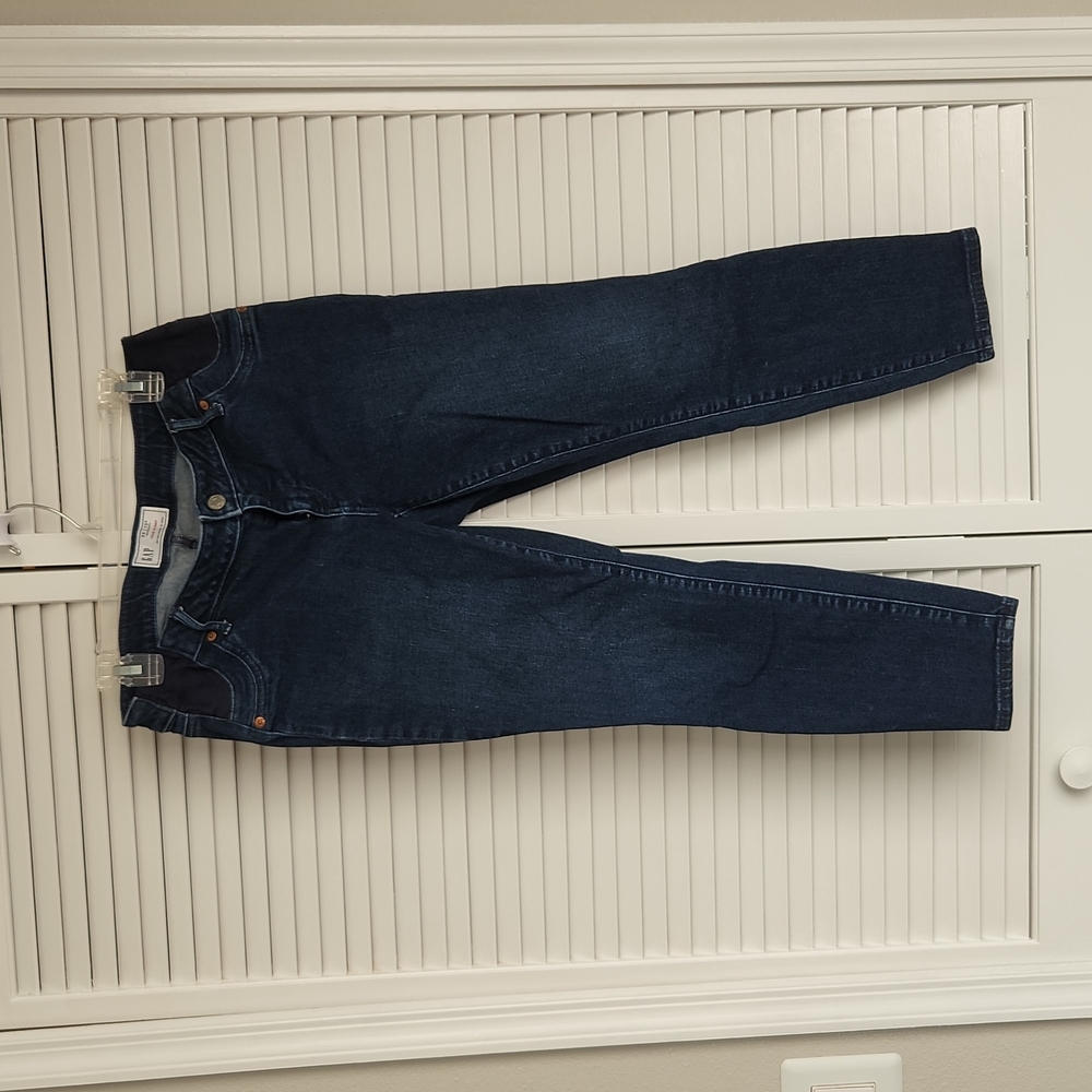 GAP skinny maternity jeans